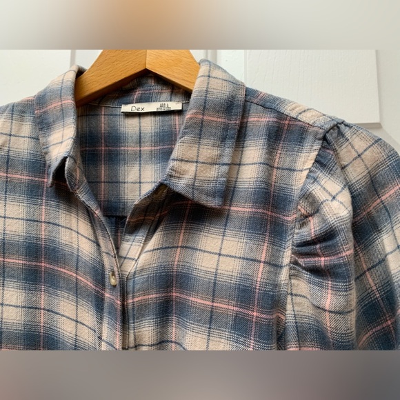 DEX flannel button down - Picture 2 of 8